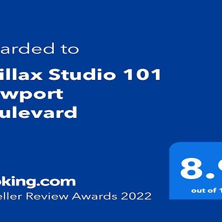Chillax Studio 101 Newport Boulevard Manila Exteriör bild