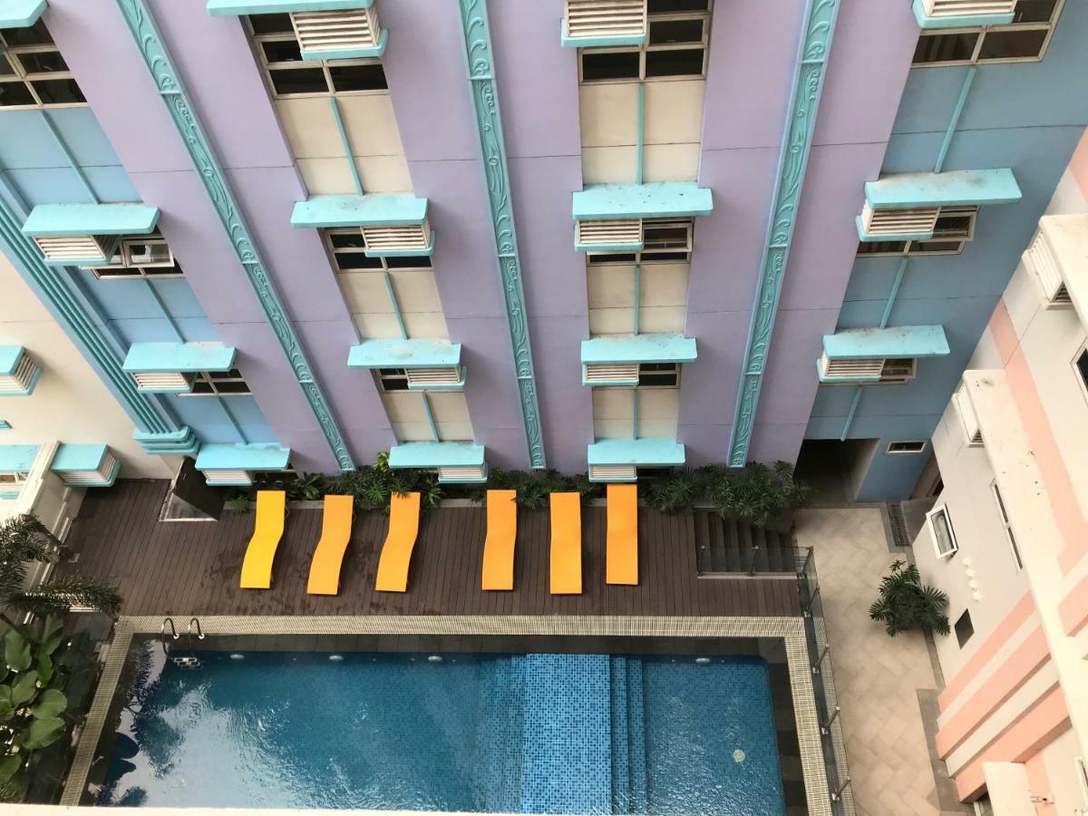 Chillax Studio 101 Newport Boulevard Manila Exteriör bild